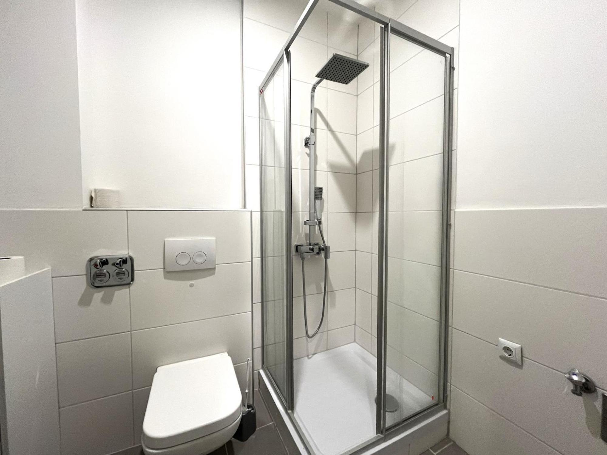 Simplex Apartments Am Europaplatz Карлсруе Стая снимка