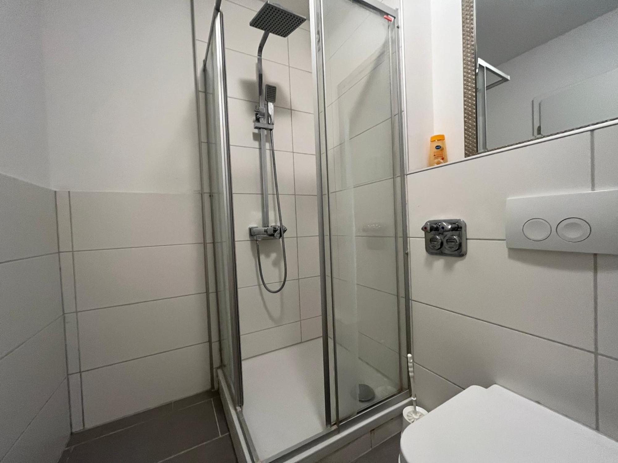Simplex Apartments Am Europaplatz Карлсруе Стая снимка