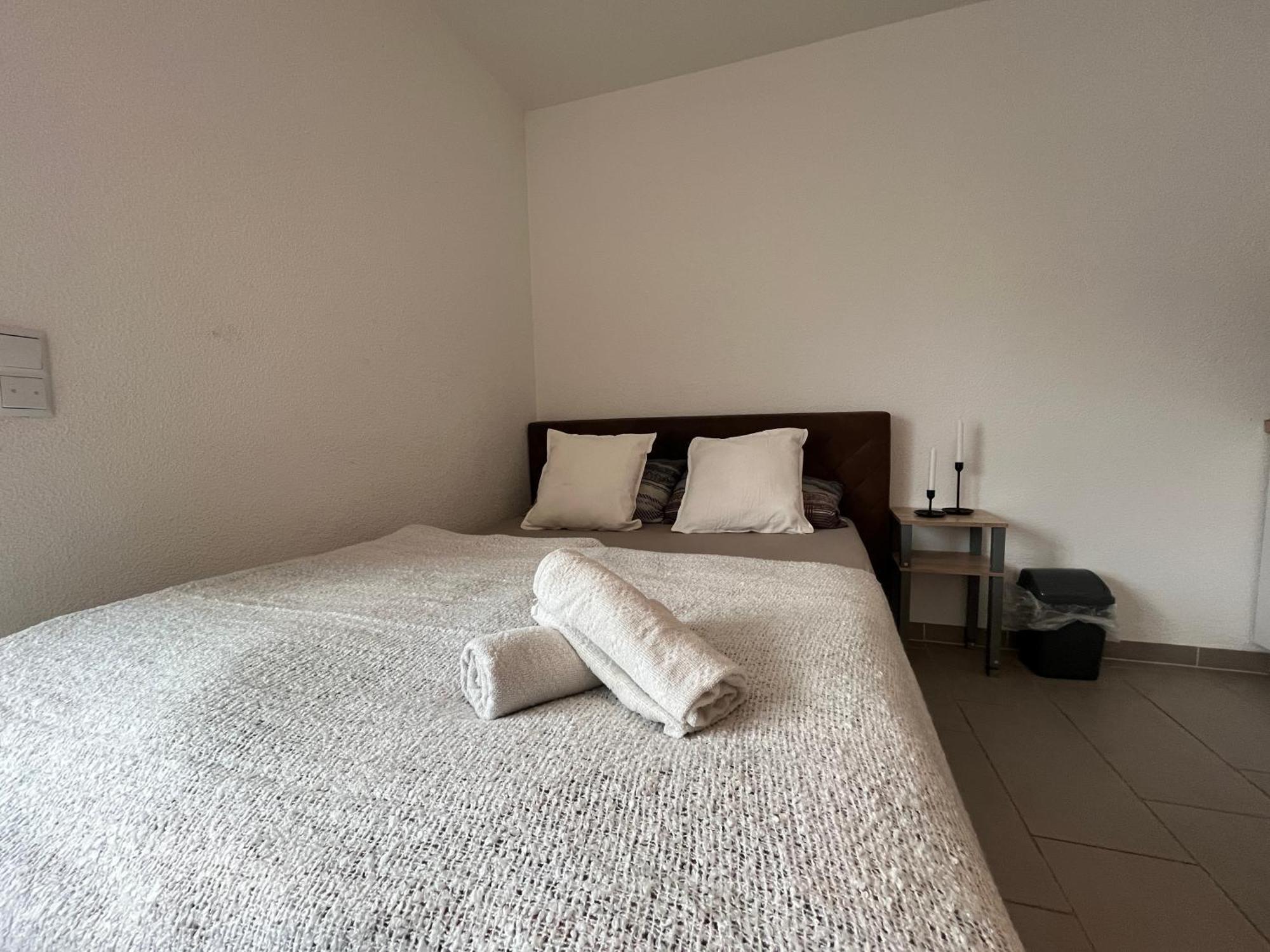 Simplex Apartments Am Europaplatz Карлсруе Стая снимка
